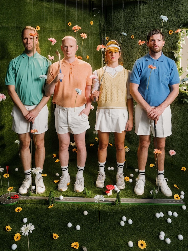 Improtheater-Ensemble Gude Leude auf der Bühne